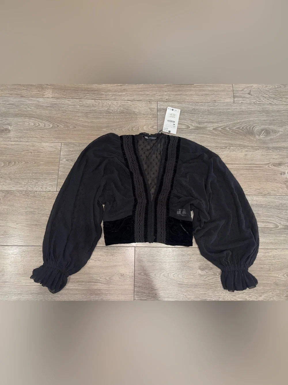 NWT Zara Black Mesh Velvet Trim Cropped Blouse XS